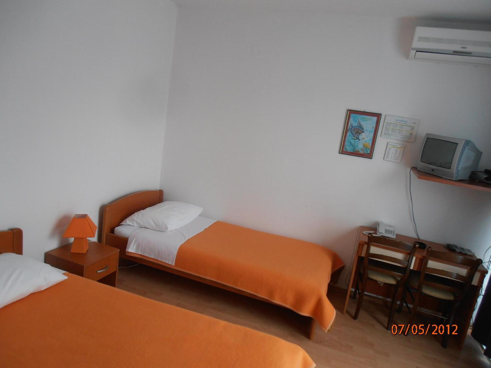 Hotel Metković Exterior foto